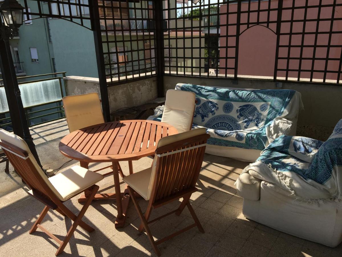 Appartamento Attico Con Grande Terrazzo Roma